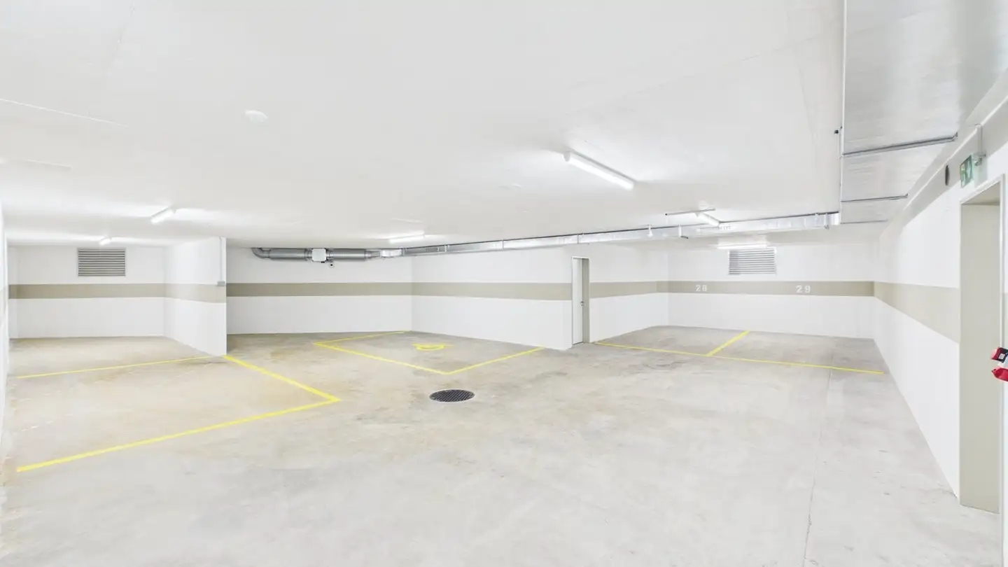 Garage for rent - Webereistrasse 10, 9247 Henau