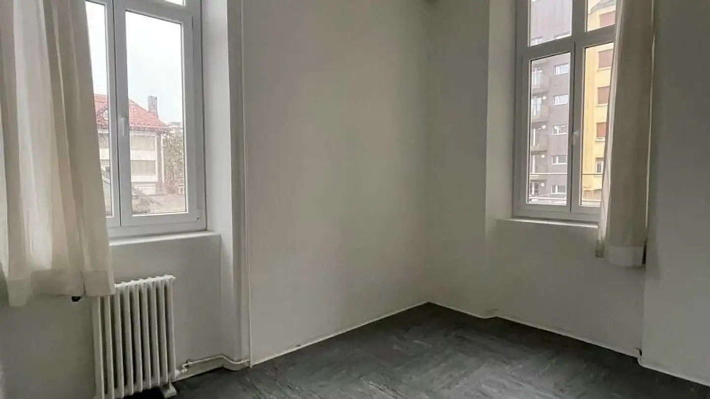 Spazio ufficio in affitto - Rue Numa-Droz 142, 2300 La Chaux-de-Fonds - Photo 4