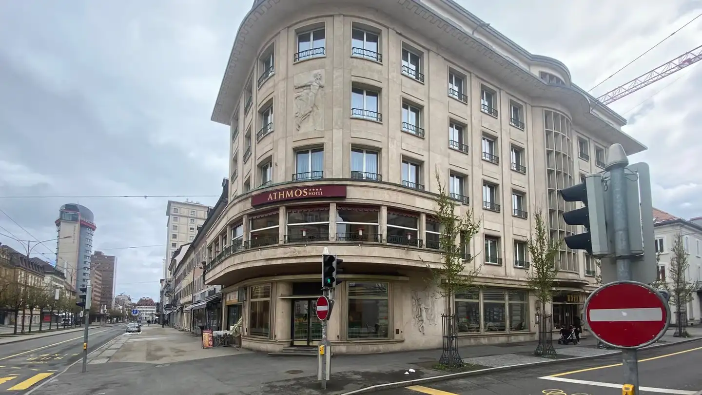 Mixed-use building for sale - Avenue Léopold-Robert 45, 2300 La Chaux-de-Fonds