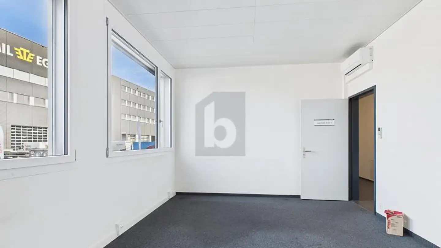 Office space for rent - 4624 Härkingen
