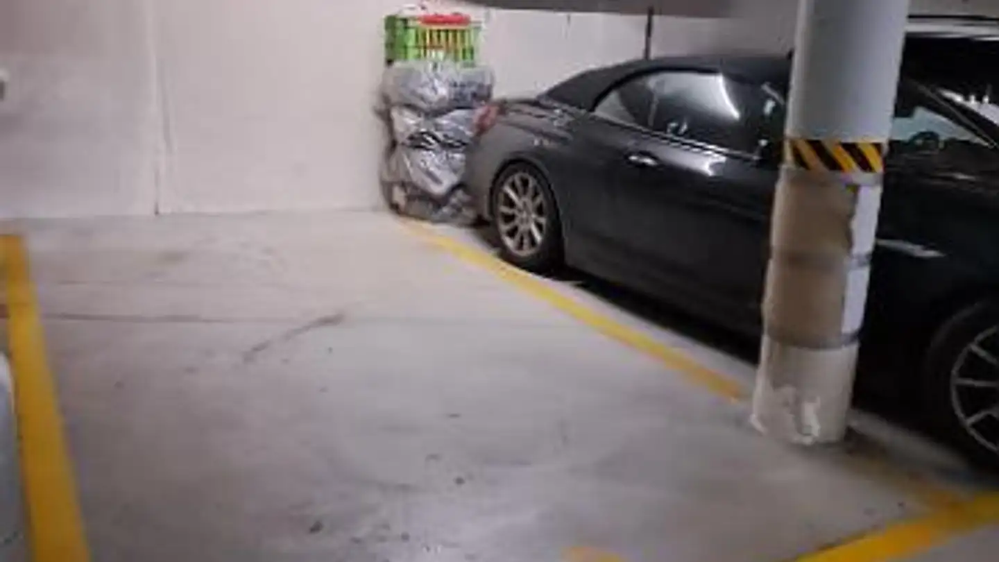 Tiefgaragenstellplatz mieten - Loretohöhe, 6300 Zug