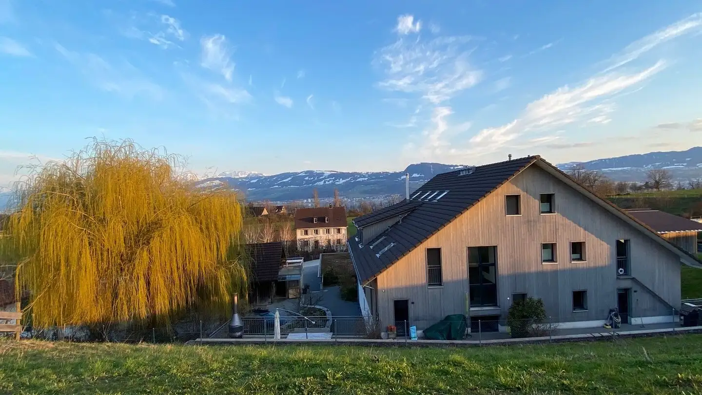 Appartement à louer - Widmenstrasse 26, 8634 Hombrechtikon