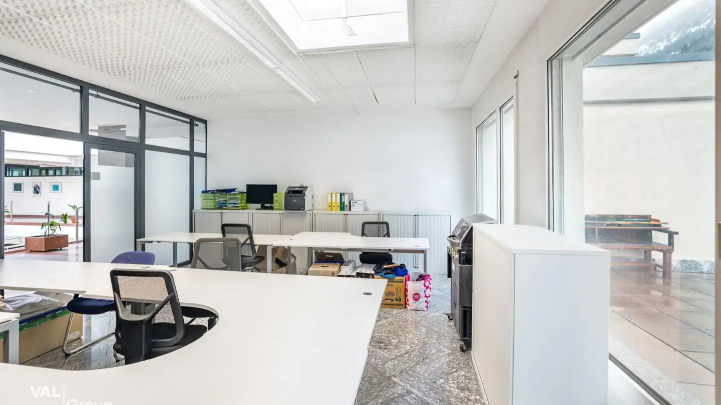 Office space for rent - 3930 Eyholz - Photo 2