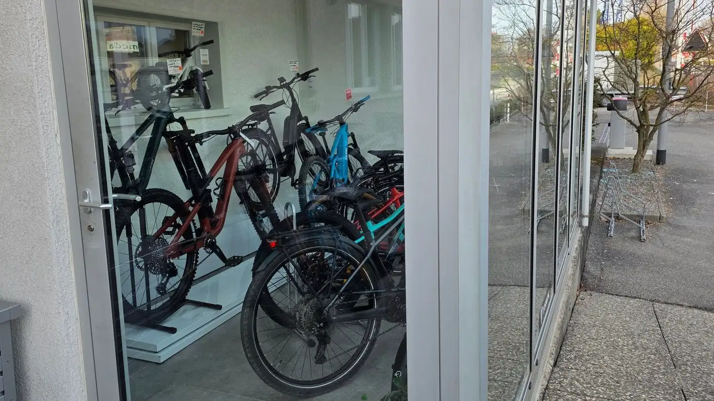 Gewerbe mieten - 3303 Jegenstorf - Foto 2