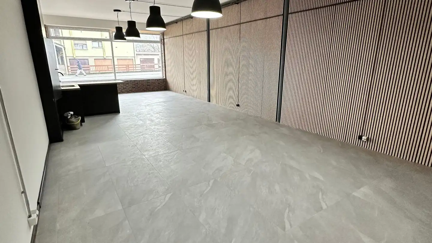 Arkade mieten - Avenue De La Gare 23, 1896 Vouvry - Foto 4