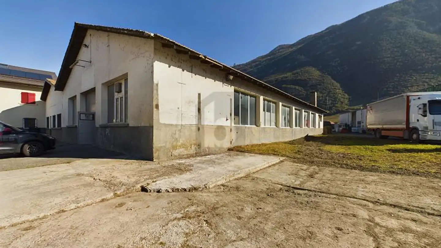 Proprietà industriale in vendita - 1906 Charrat