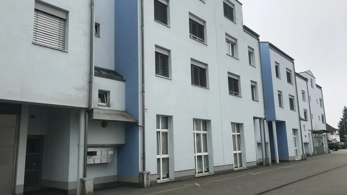Gewerbe mieten - Bernstrasse 166, 4852 Rothrist - Foto 2