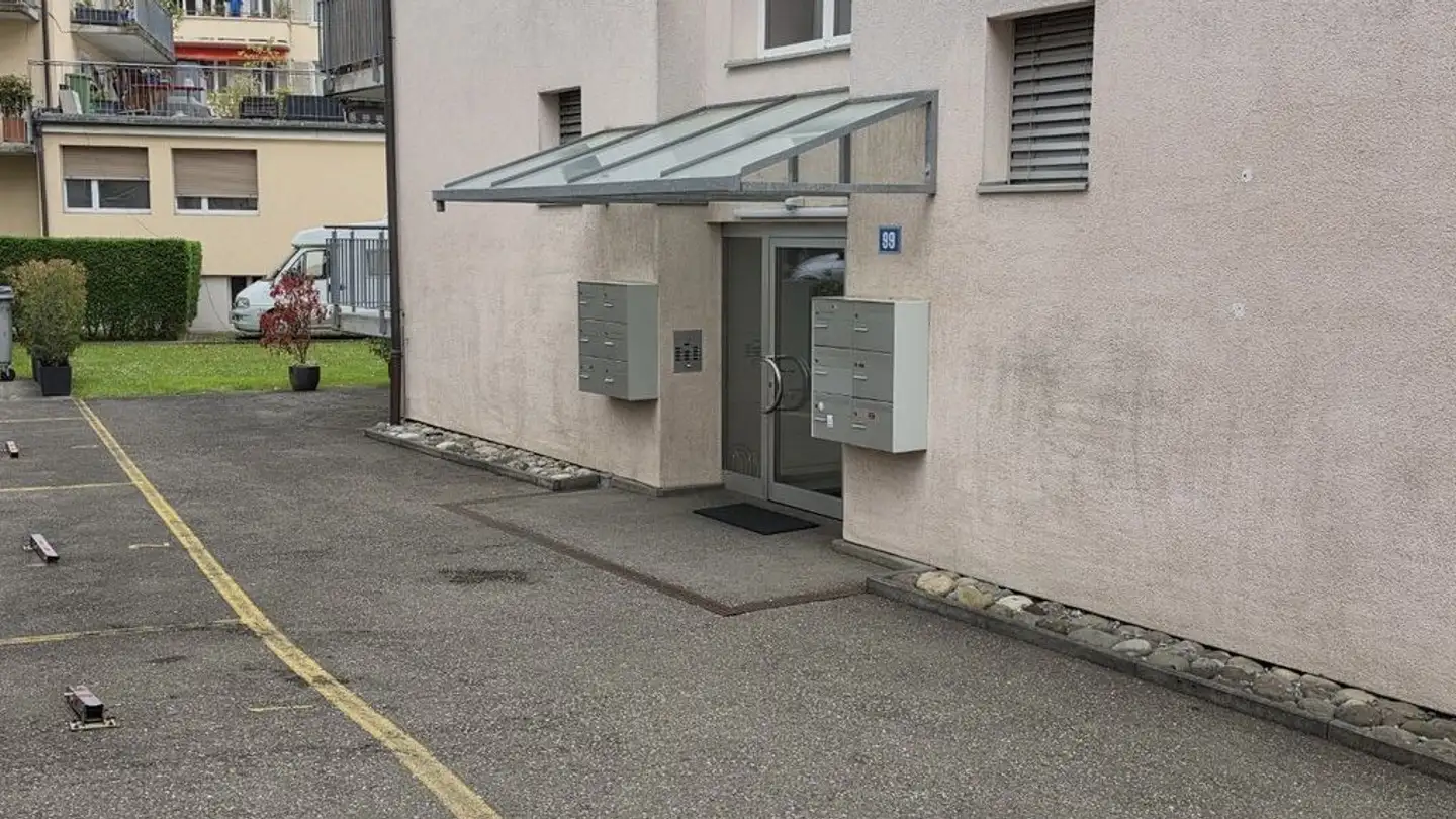 Outdoor parking space for rent - Uetlibergstrasse 99, 8045 Zürich