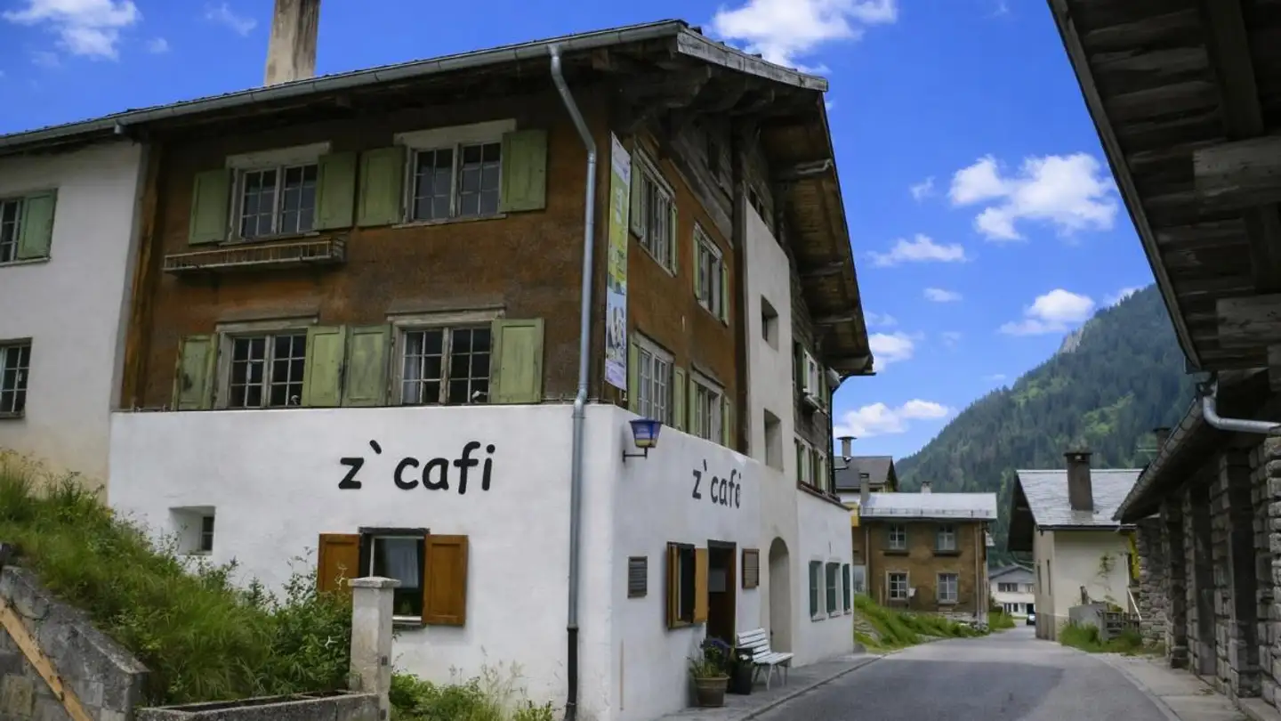 Casa bifamiliare in vendita - Talstrasse 11, 7107 Safien Platz - Foto 2