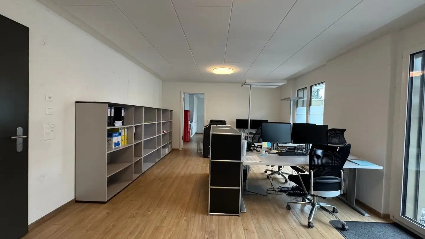 Bürofläche mieten - Kreuzstrasse 6b, 8610 Uster - Foto 3