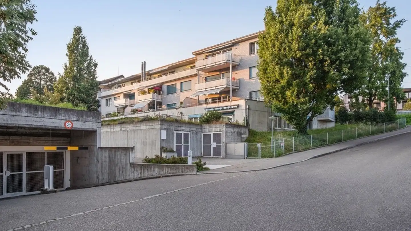 Indoor motorbike parking space for rent - Asylstrasse 68, 8708 Männedorf