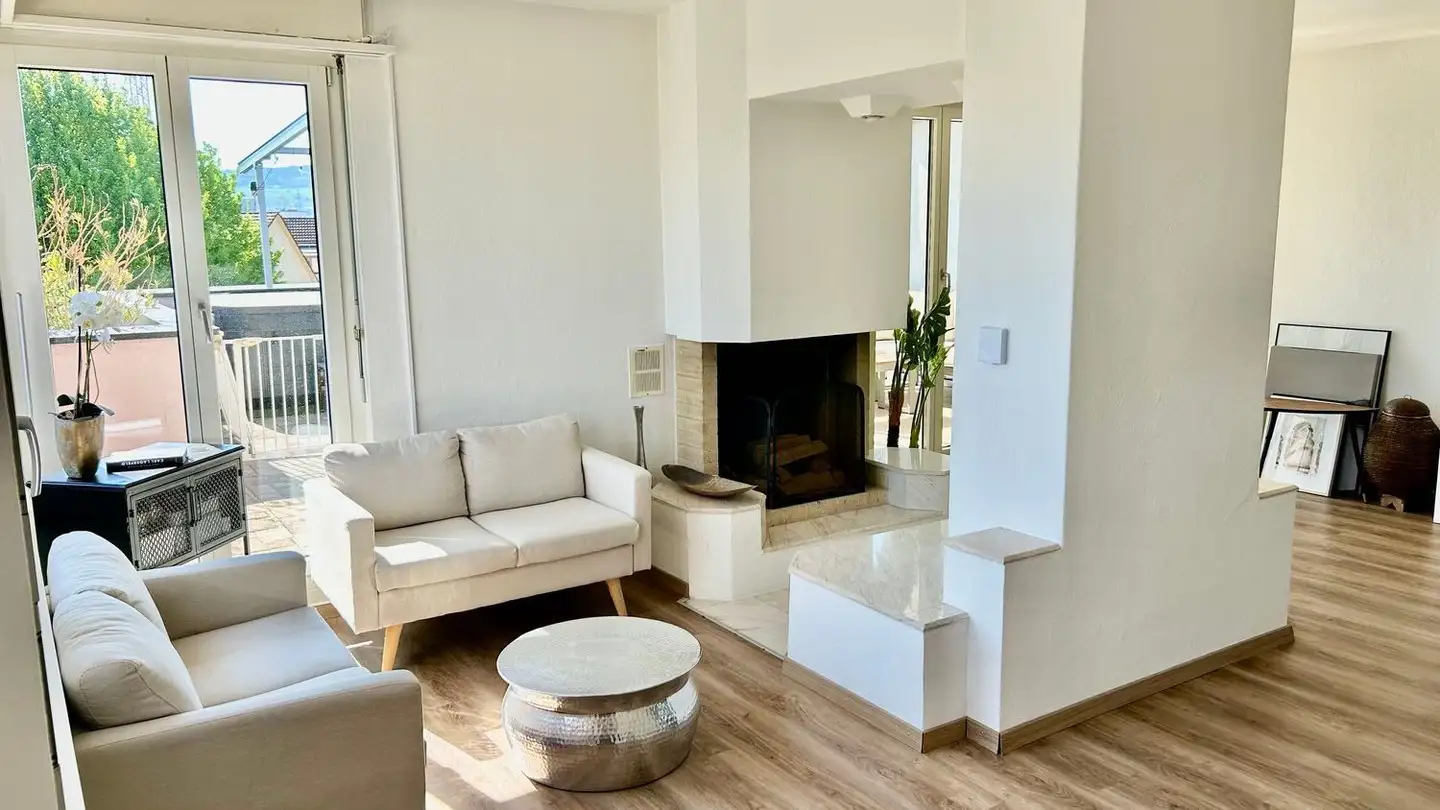 Attique à louer - Adlibogenstrasse 30, 8155 Niederhasli - Photo 3