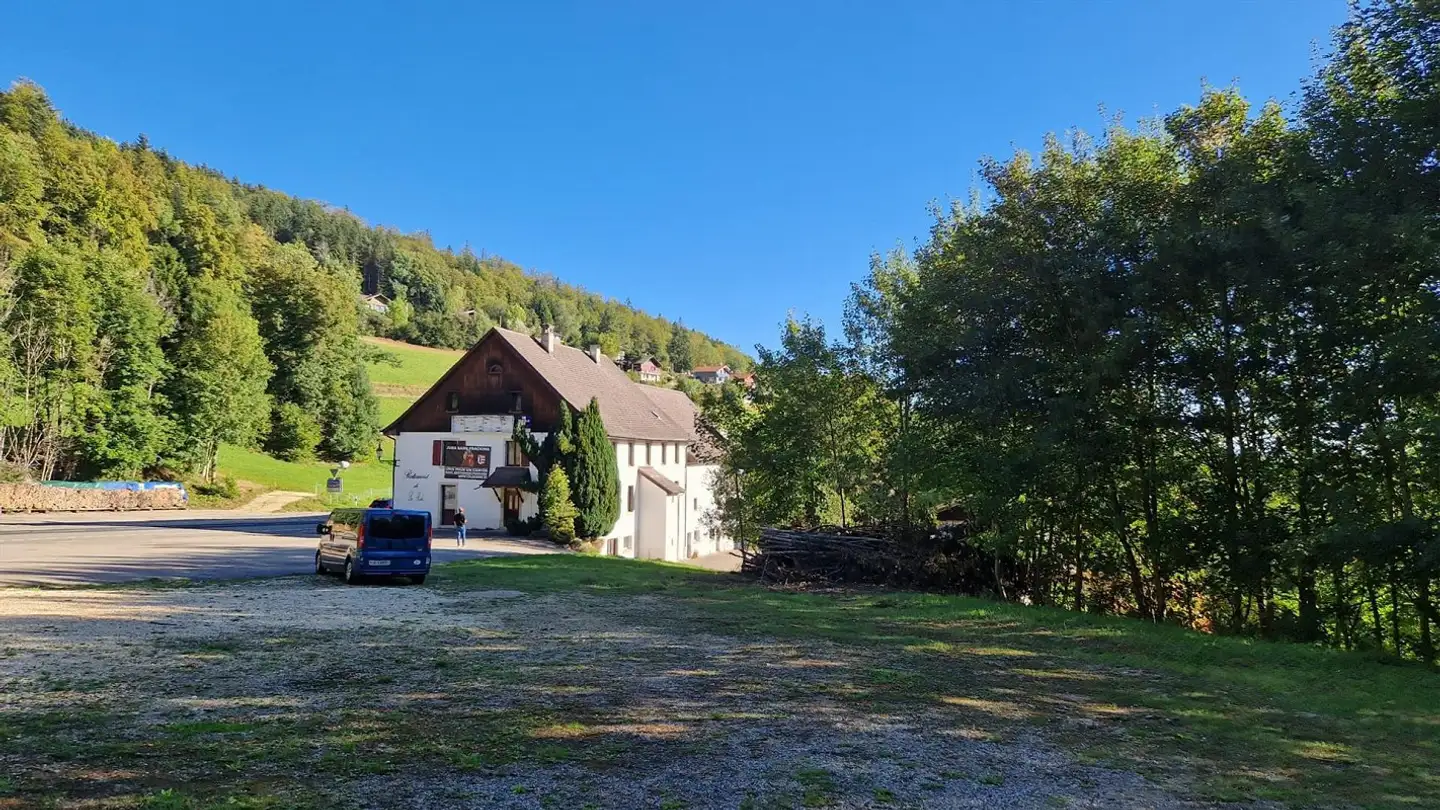 Edificio ad uso misto in vendita - Route De La Roche 1, 2855 Glovelier - Foto 2