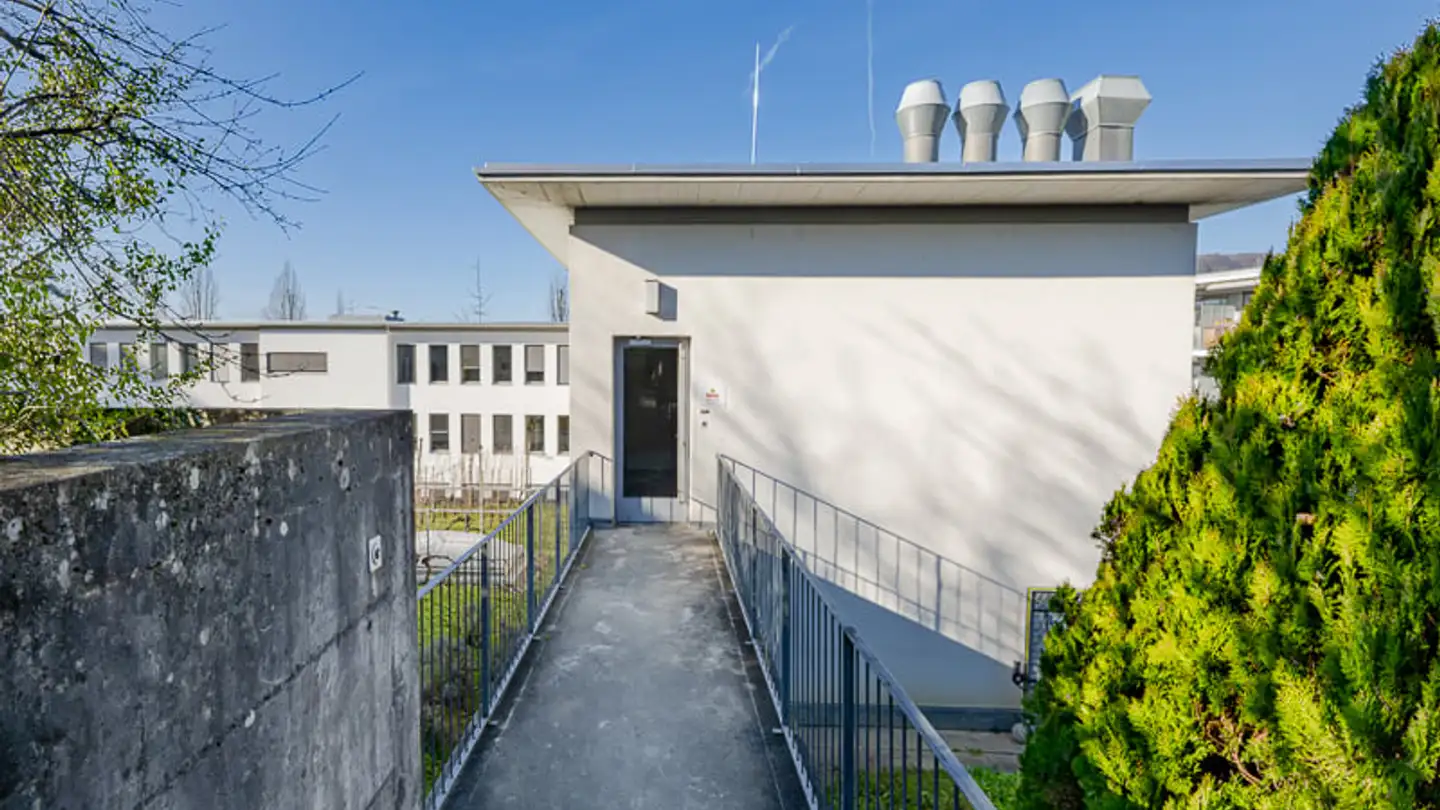 Office space for rent - 4125 Riehen