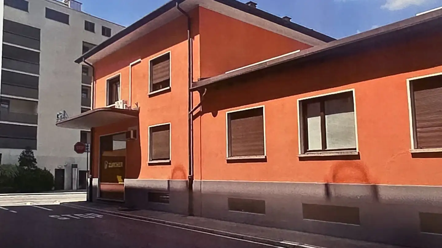 Spazio ufficio in affitto - Via Maestri Comacini 6, 6830 Chiasso