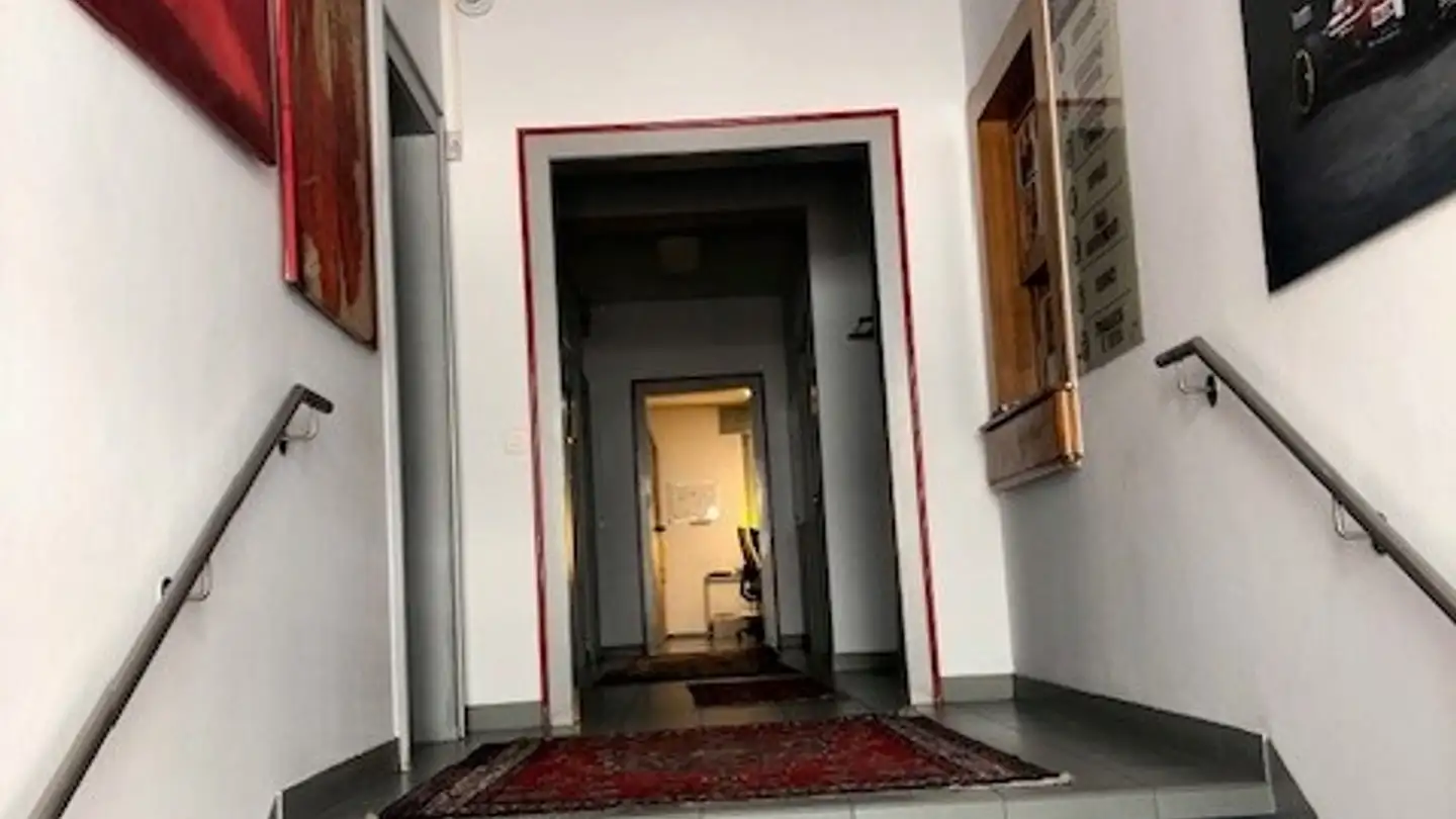 Spazio ufficio in affitto - Via Maestri Comacini 6, 6830 Chiasso - Foto 2