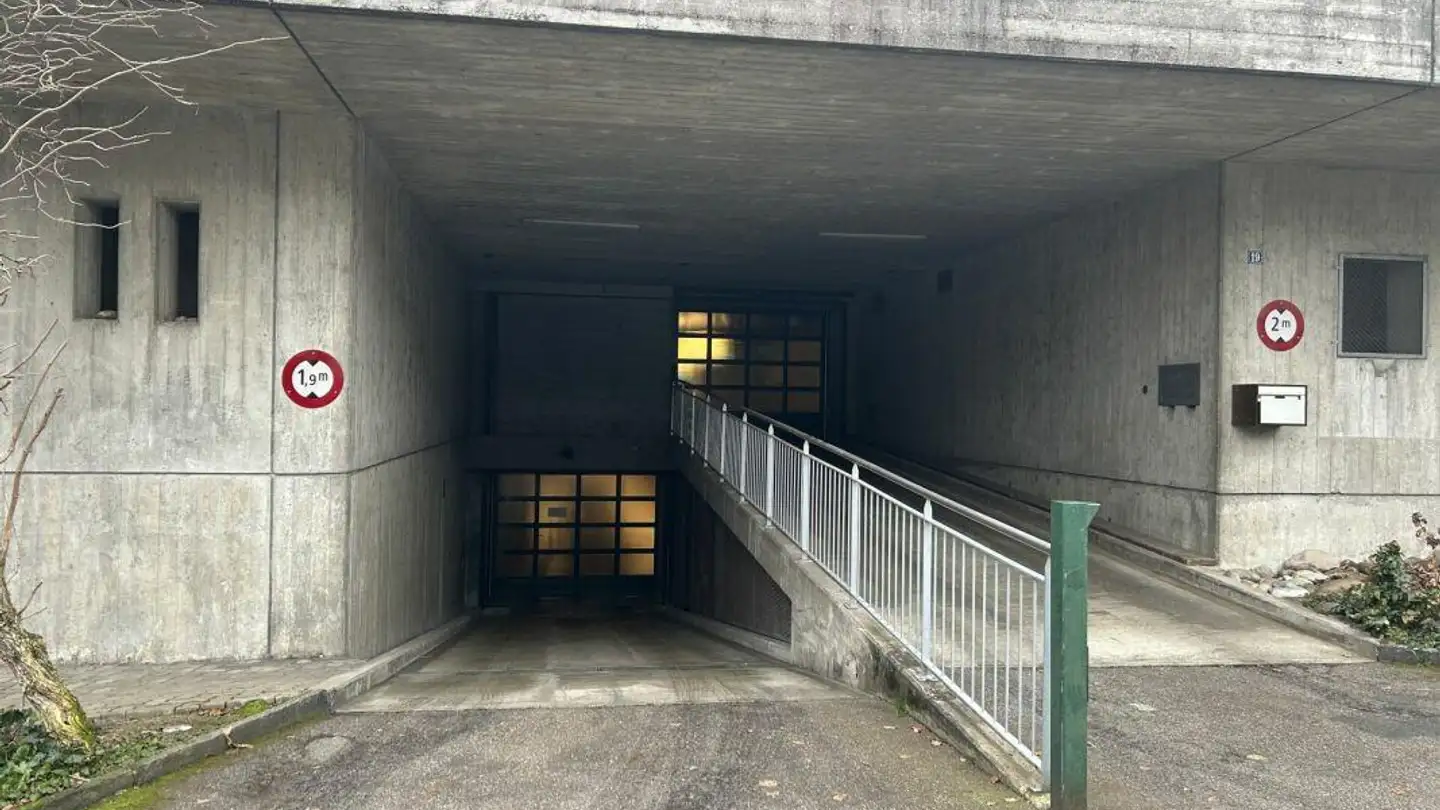 Place de parking souterraine à louer - Wassergrabenstrasse 19, 4102 Binningen - Photo 2