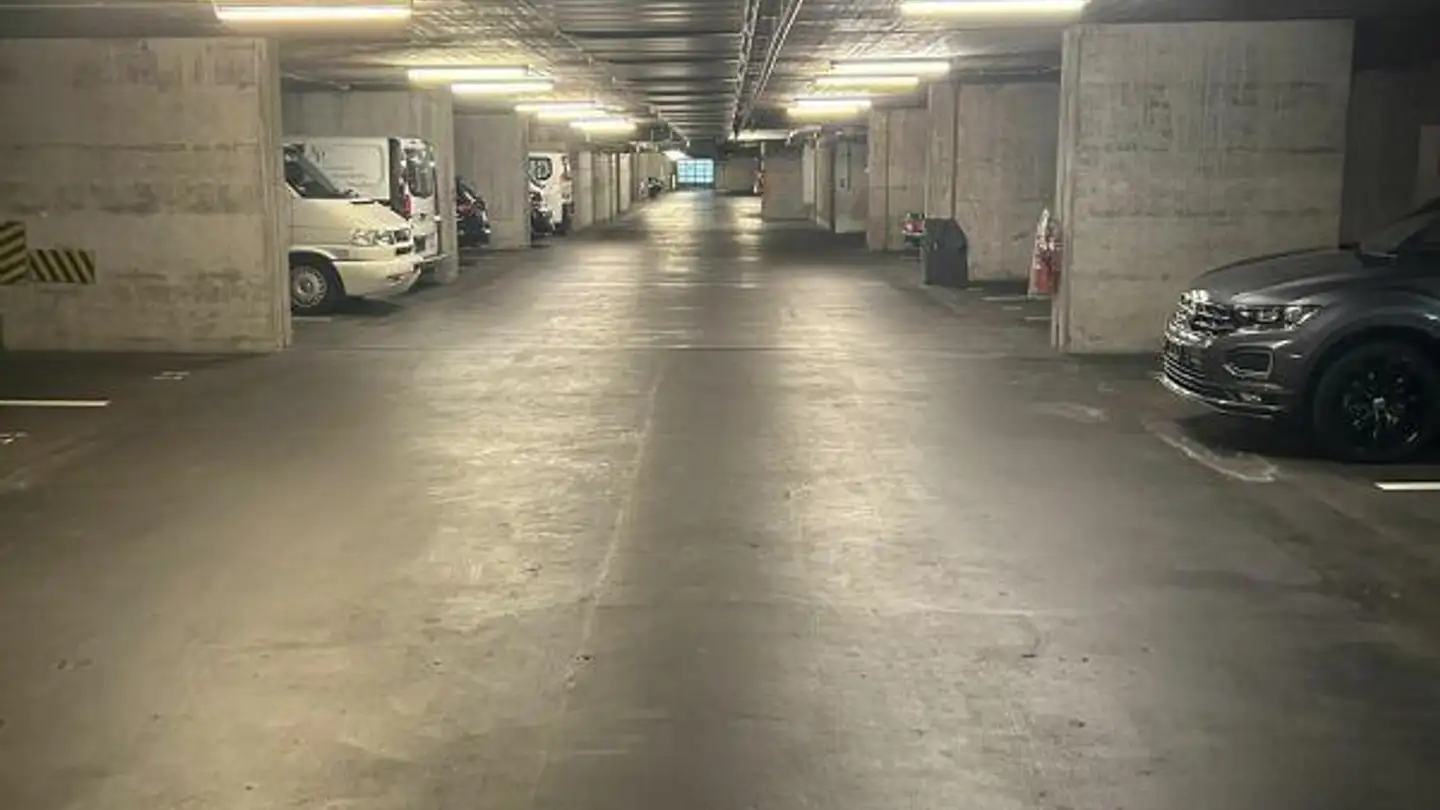 Place de parking souterraine à louer - Wassergrabenstrasse 19, 4102 Binningen - Photo 4