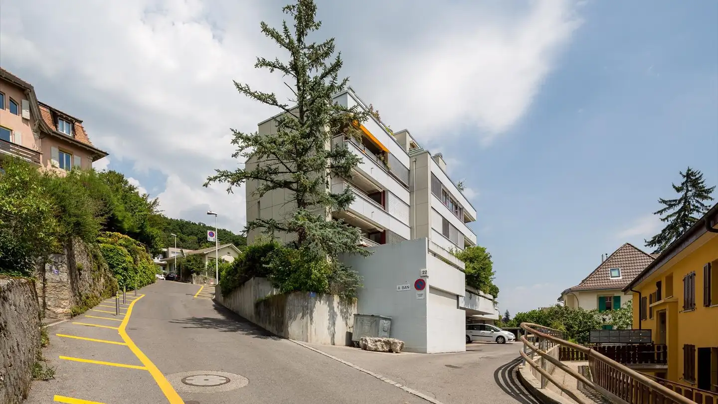 Einzelgarage mieten - Chemin Des Carrels 22, 2000 Neuchâtel