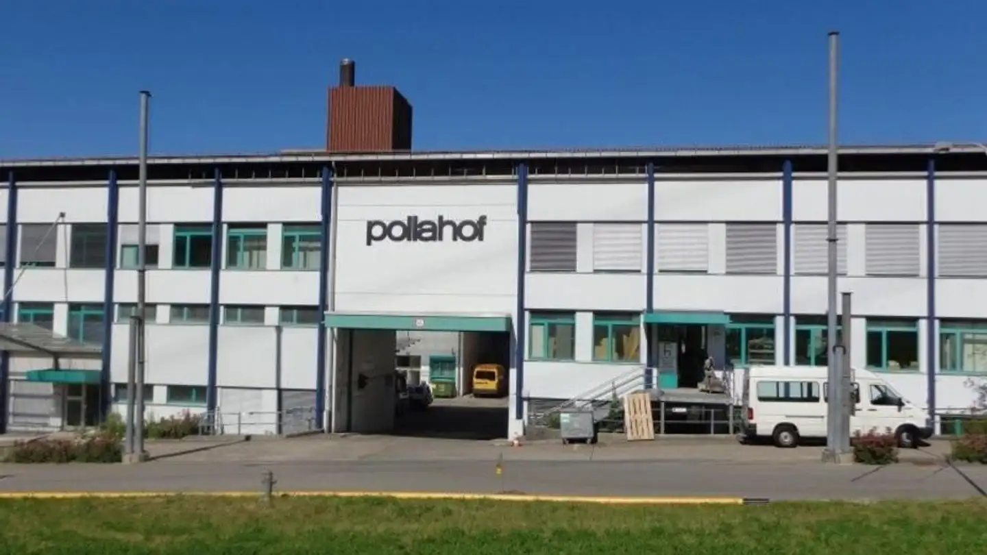 Commercial à louer - Lohwisstrasse 38, 8123 Ebmatingen