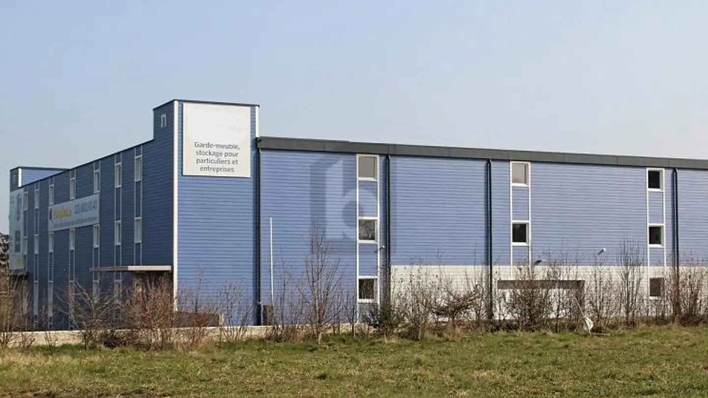 Storage space for rent - 1142 Pampigny
