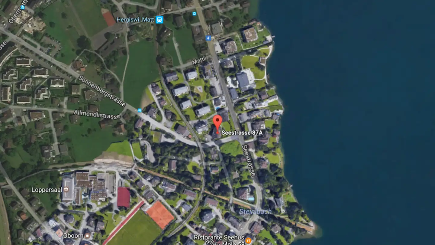 Place de parking extérieure à louer - Seestrasse 87, 6052 Hergiswil NW