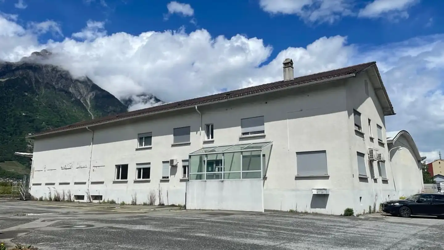 Commercial for rent - Route Du Léman 30, 1906 Charrat