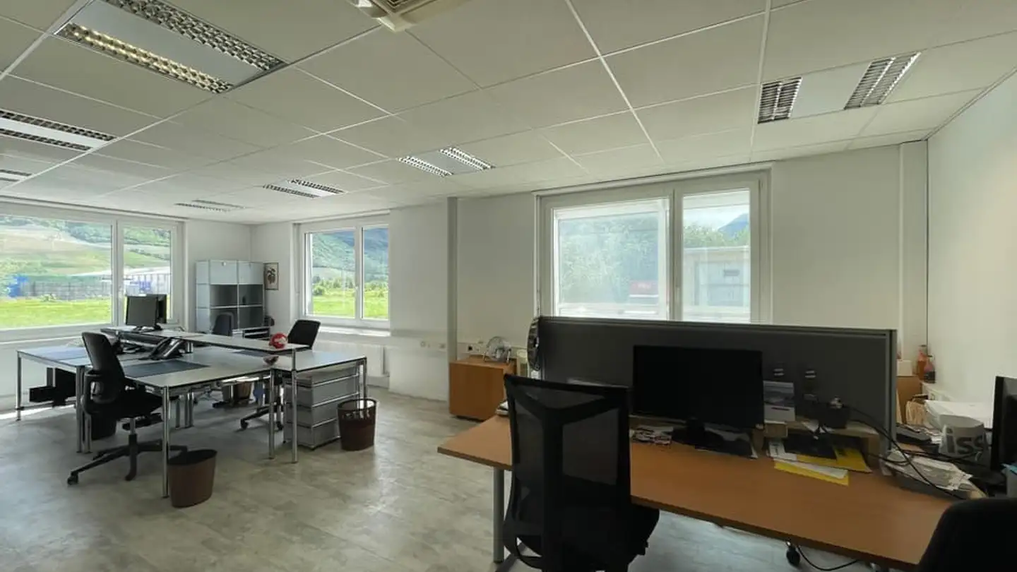 Commercial for rent - Route Du Léman 30, 1906 Charrat - Photo 3