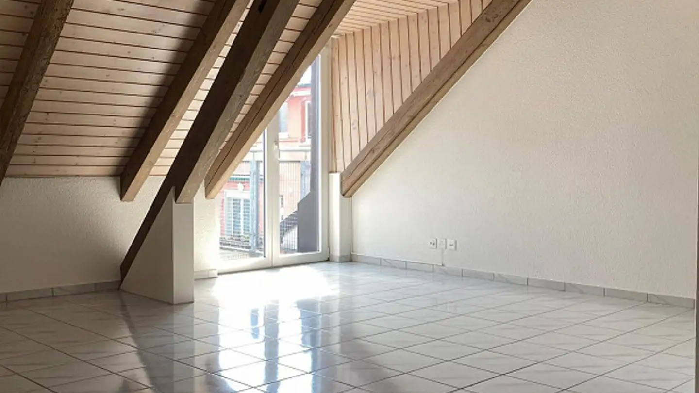 Attique à louer - Zürcherstrasse 46, 8953 Dietikon - Photo 2