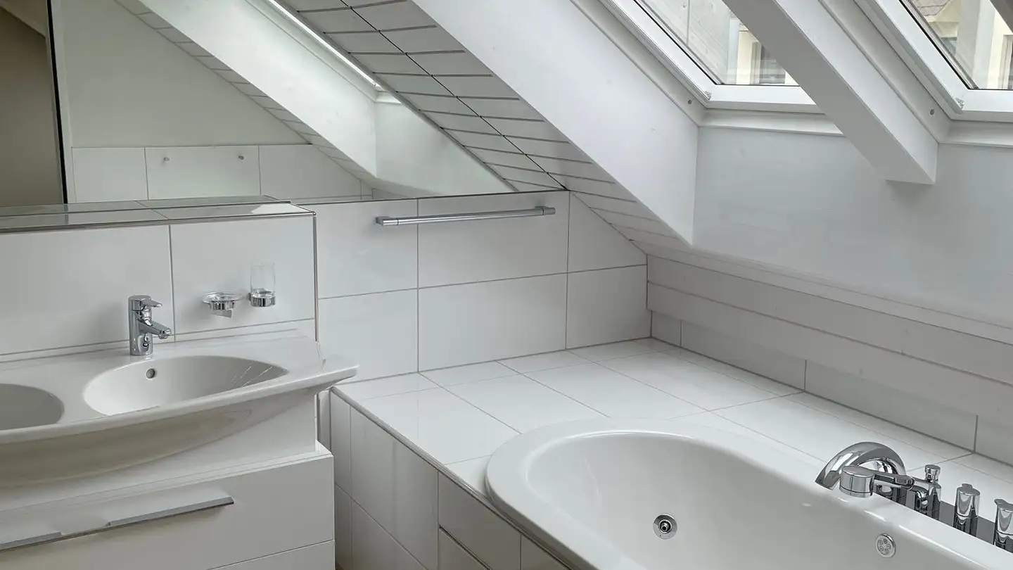Attique à louer - Sandbuckstrasse 30, 8173 Neerach - Photo 2