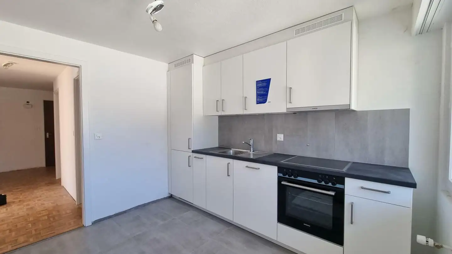 Wohnung mieten - Ruelle Du Marché, 1880 Bex - Foto 3