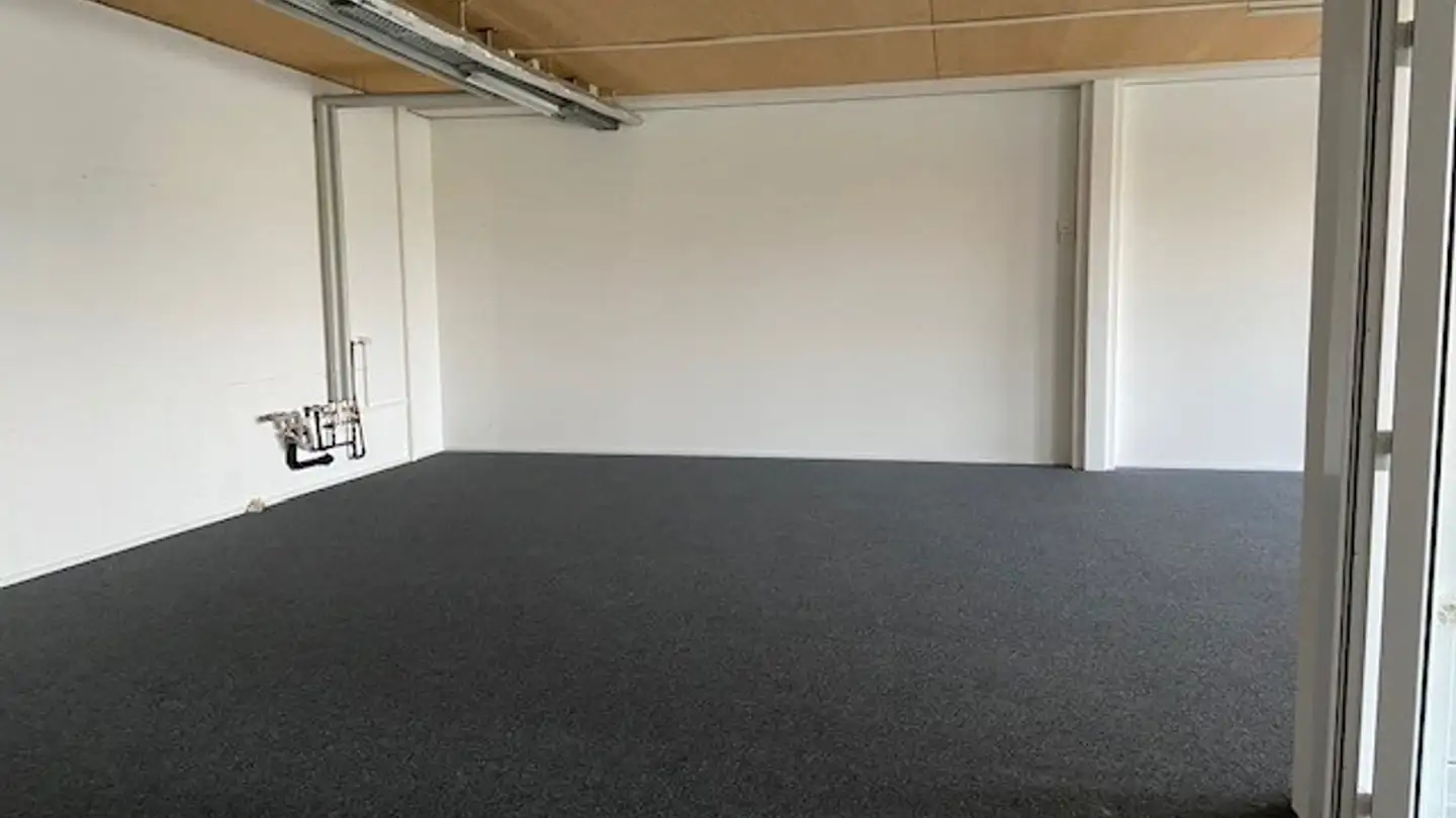 Commercial à louer - Sandackerstrasse 24, 9245 Oberbüren