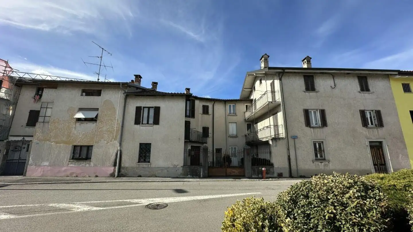 Immeuble résidentiel à vendre - 6855 Stabio