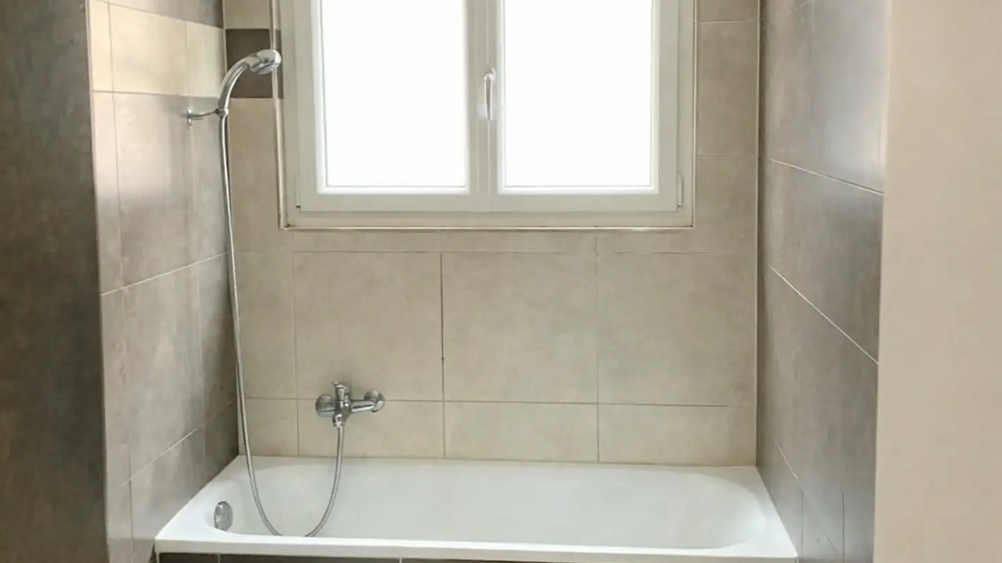 Appartamento in affitto - 6807 Taverne - Foto 2