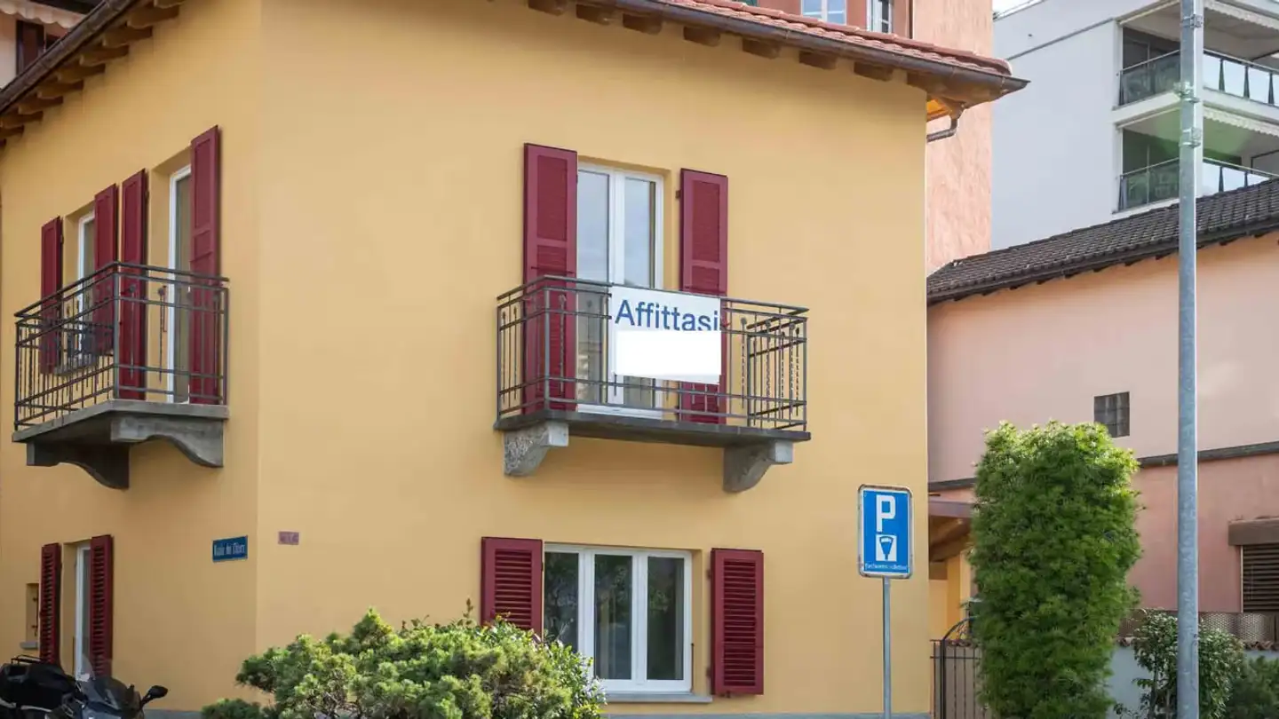 Single house for rent - Viale Verbano 37, 6600 Muralto