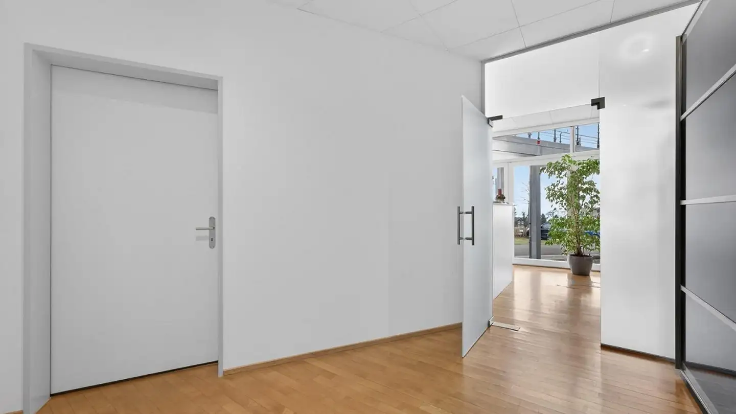 Department store for sale - Sonnenbergstrasse 11, 6052 Hergiswil NW - Photo 3