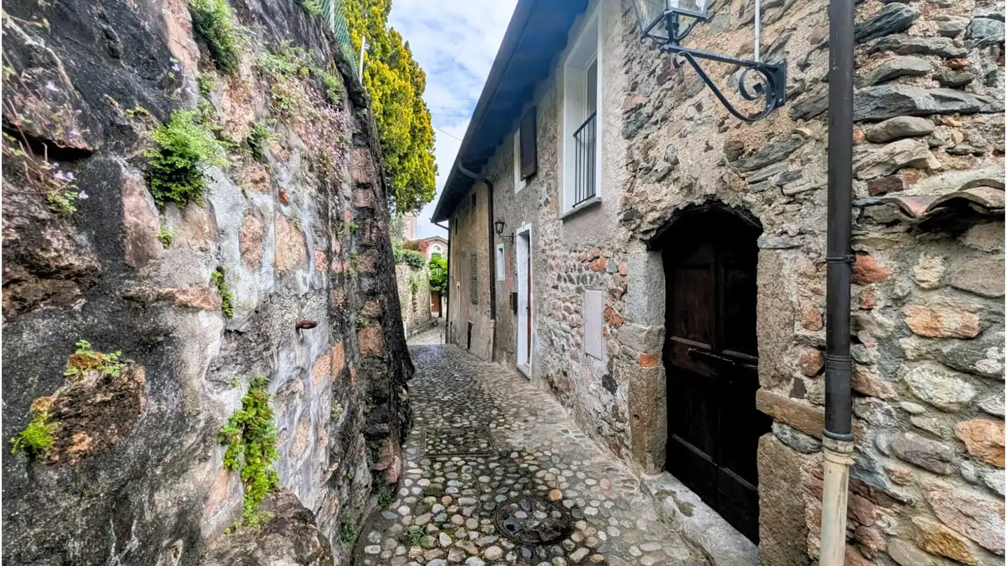 Residential building for sale - Strecia da l'asilo, 6922 Morcote