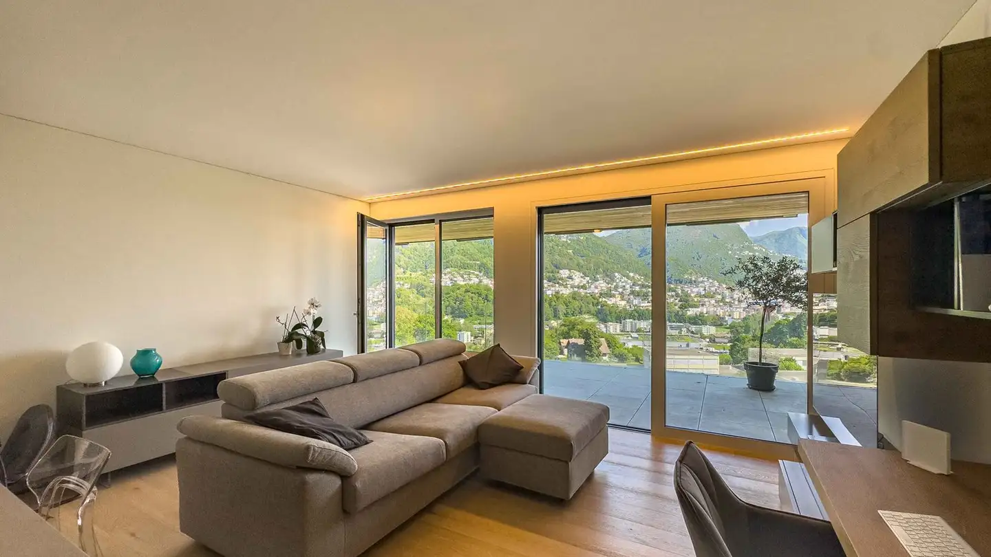 Wohnung kaufen - Via Ai Bulétt, 6952 Canobbio