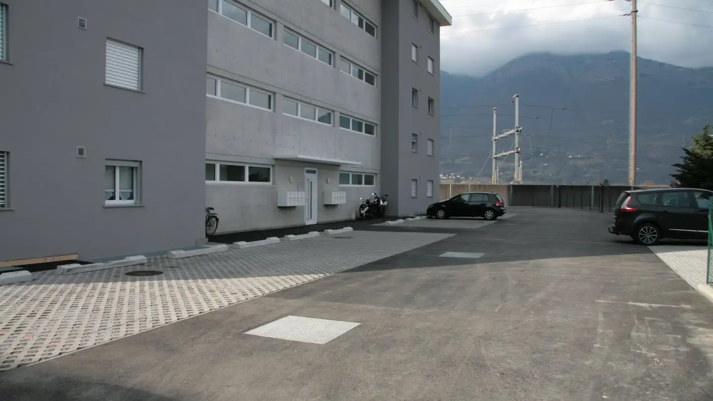 Parcheggio esterno in affitto - Ala Brüga 3, 6593 Cadenazzo