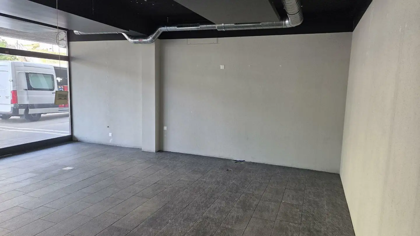 Hairdresser for rent - Bahnhofstrasse 17, 8956 Killwangen - Photo 3