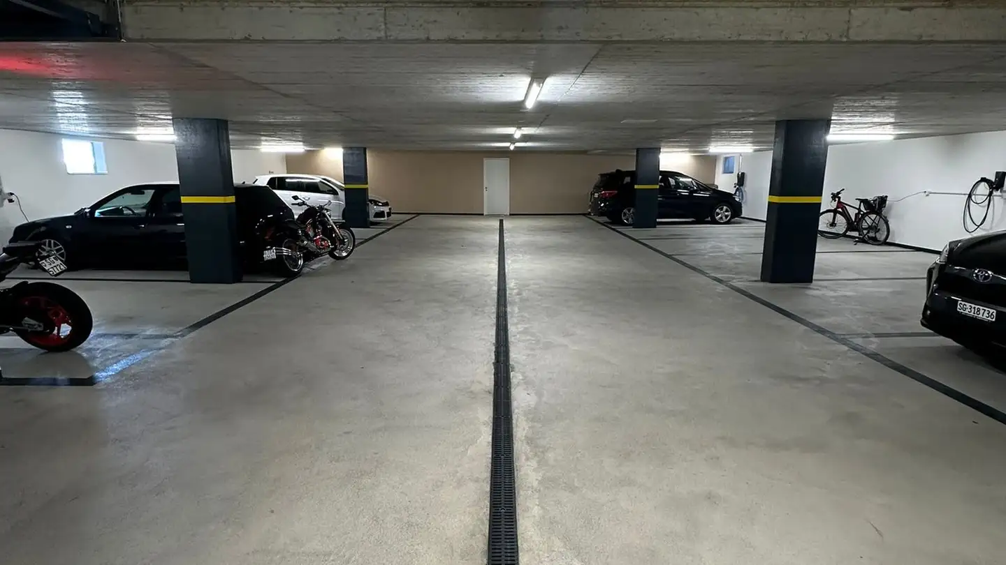 Einzelgarage mieten - Betzikon 23, 8735 St. Gallenkappel