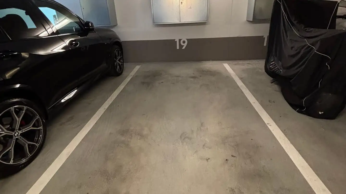 Parcheggio sotterraneo in affitto - Bruggerstrasse 117, 5400 Baden