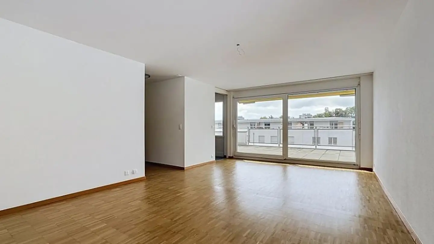 Apartment for rent - Rue Auguste Matringe 21, 1180 Rolle - Photo 2
