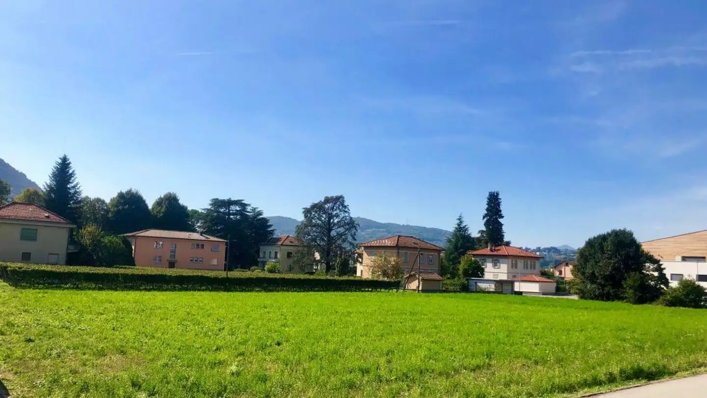 Terrain constructible à vendre - 6828 Balerna