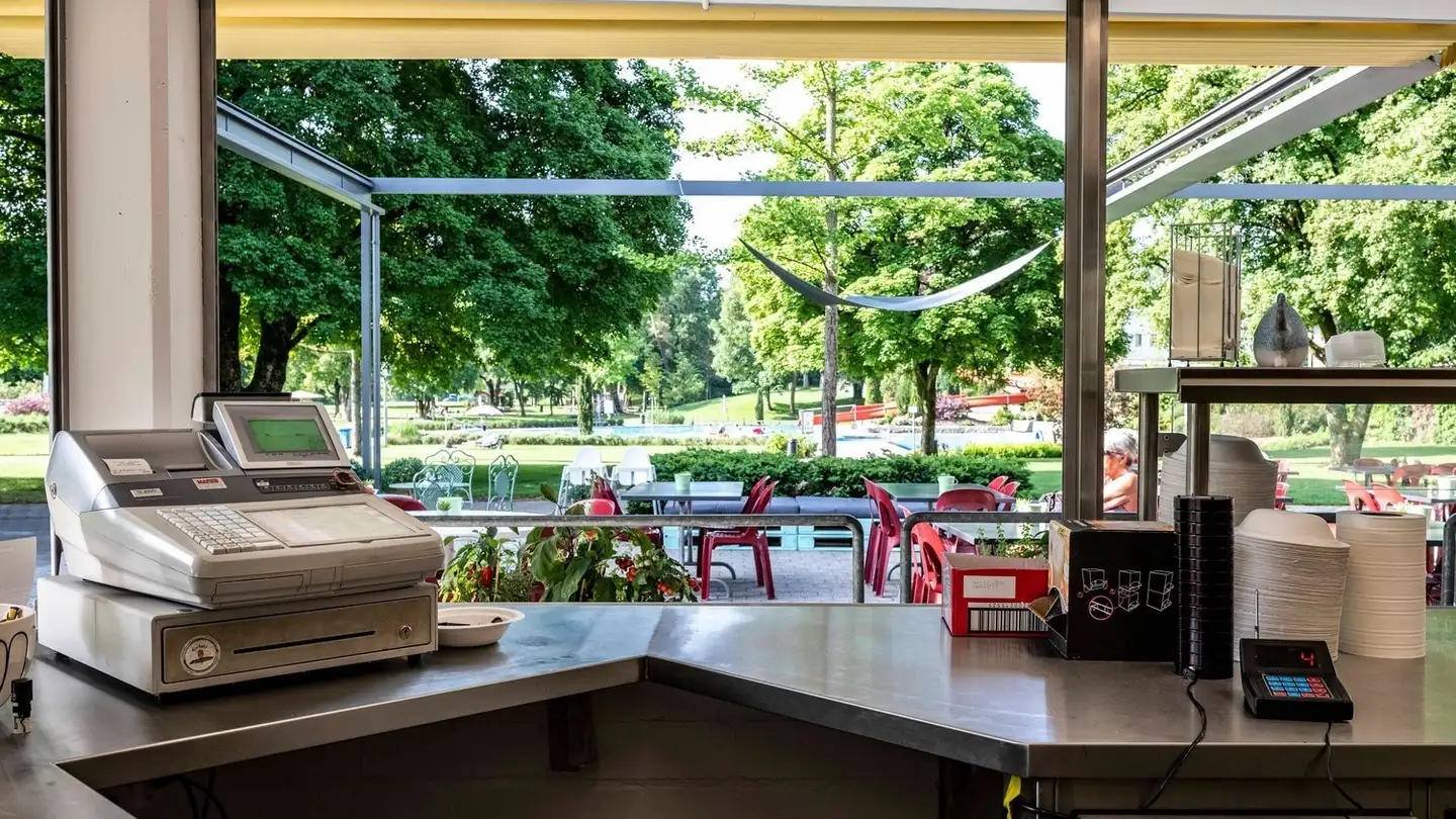 Restaurant for rent - Volzweg 1, 3270 Aarberg - Photo 2