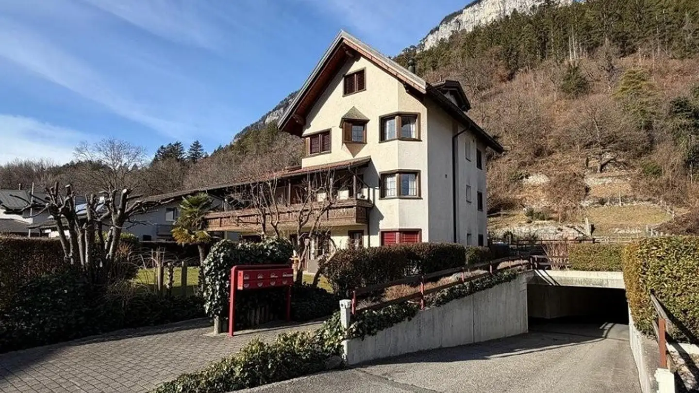 Appartement à louer - Wingertstrasse 28, 7012 Felsberg