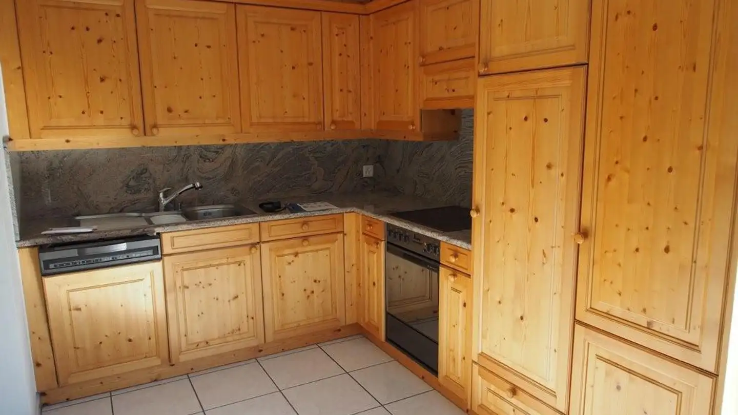 Appartement à louer - Wingertstrasse 28, 7012 Felsberg - Photo 2