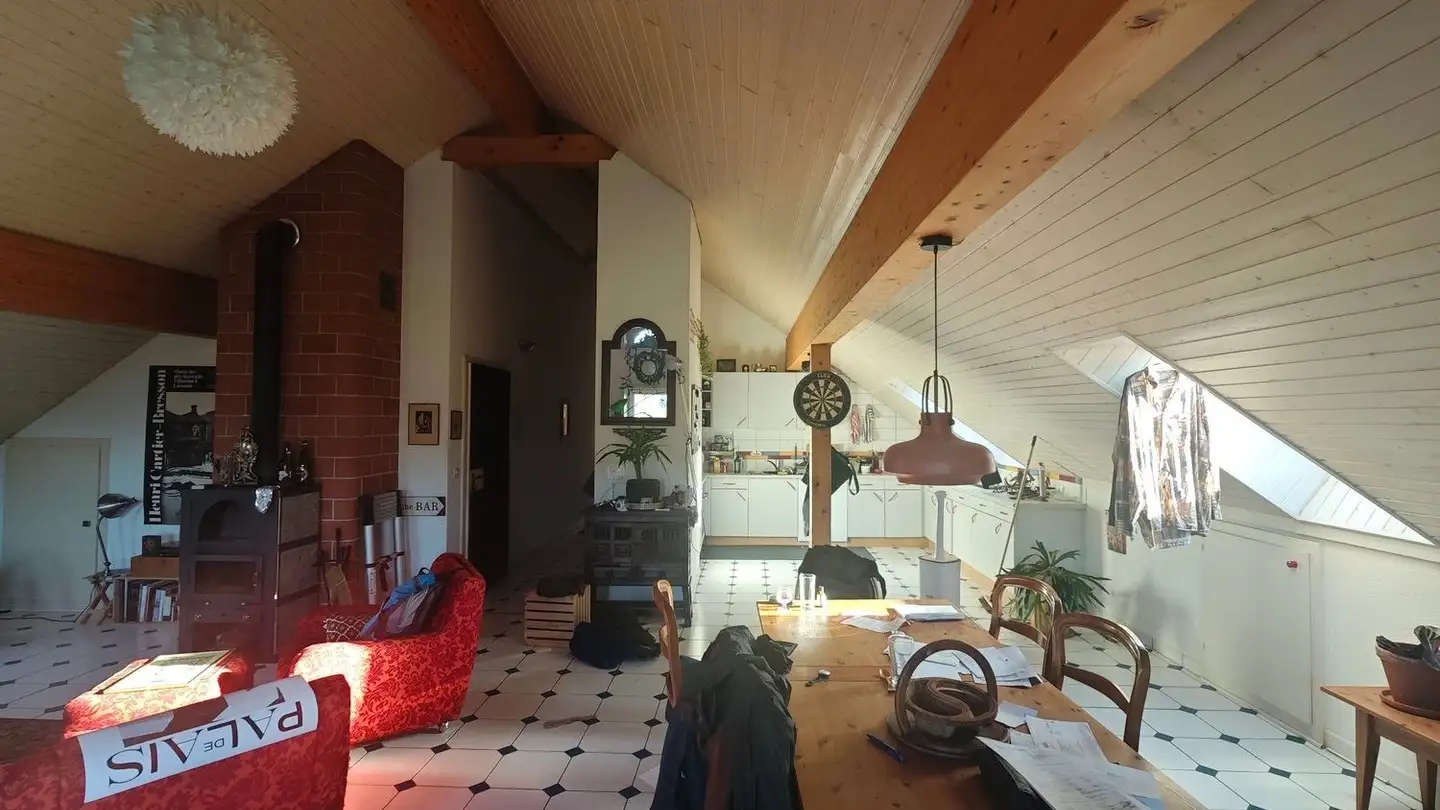 Dachgeschosswohnung mieten - Route Du Péage 3, 1673 Rue