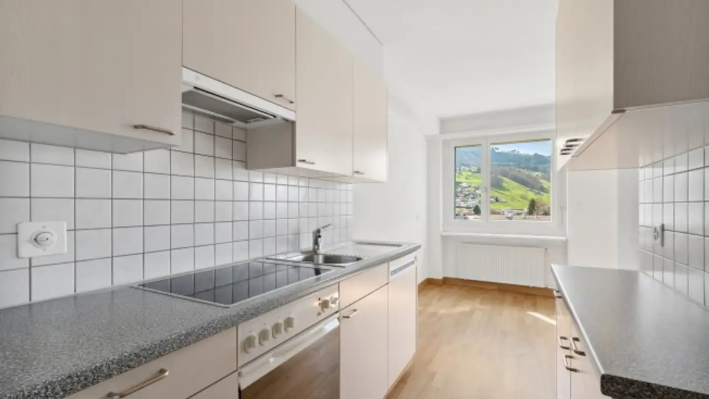 Wohnung mieten - Adlerstrasse 1, 8854 Siebnen - Foto 2