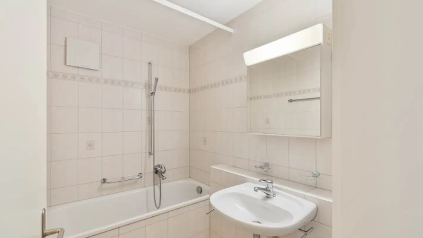 Wohnung mieten - Adlerstrasse 1, 8854 Siebnen - Foto 3